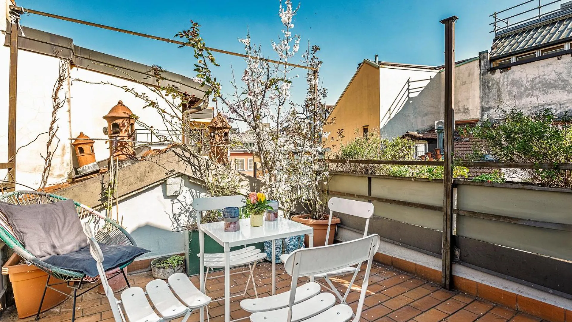 Brand New 2 Bedrooms Apartment In Brera Milaan