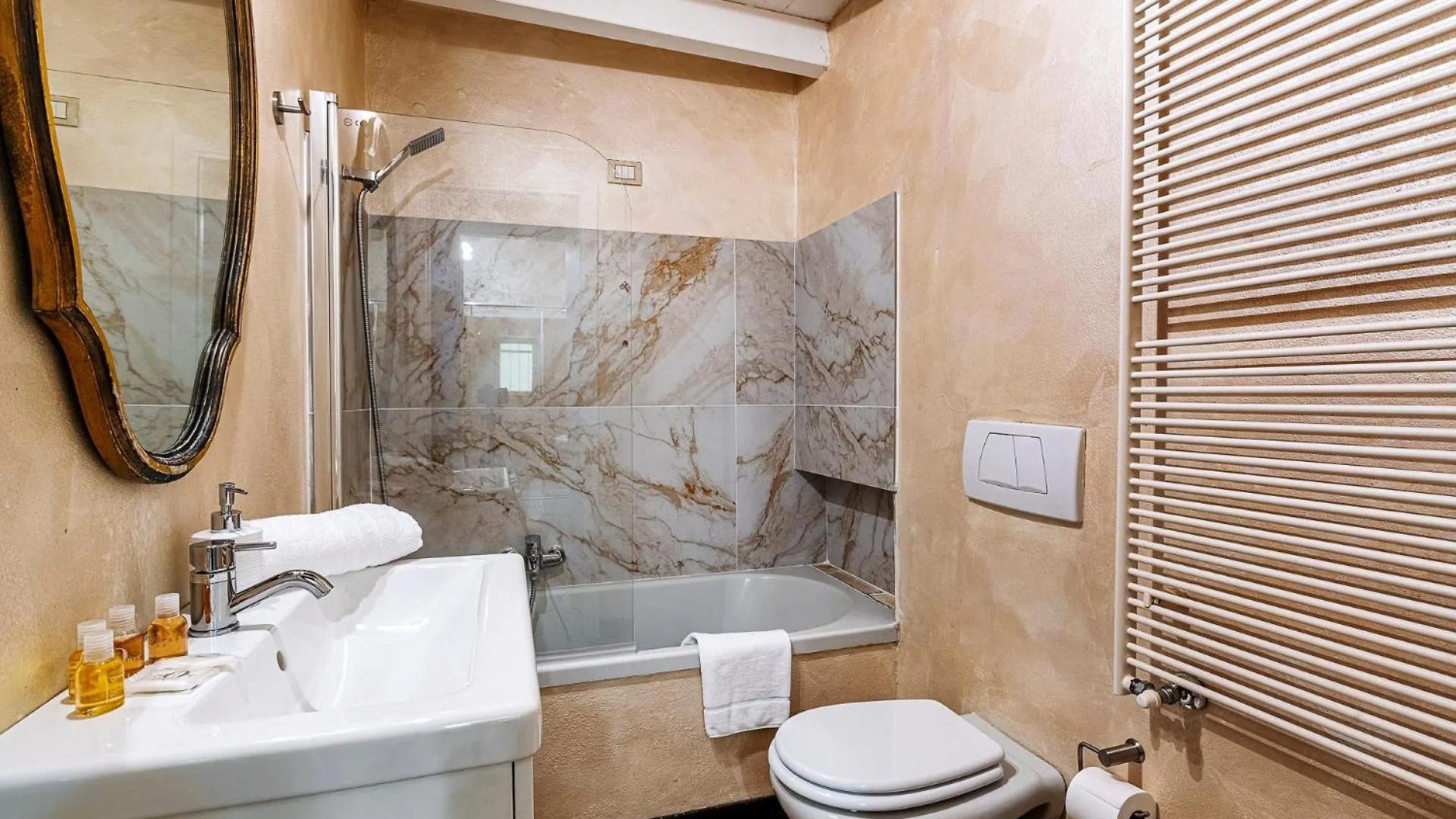 Brand New 2 Bedrooms Apartment In Brera Milaan