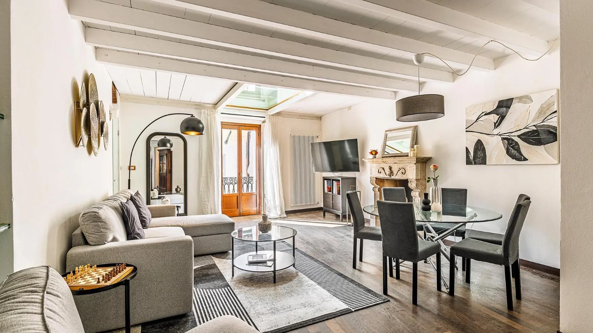 Brand New 2 Bedrooms Apartment In Brera Milaan